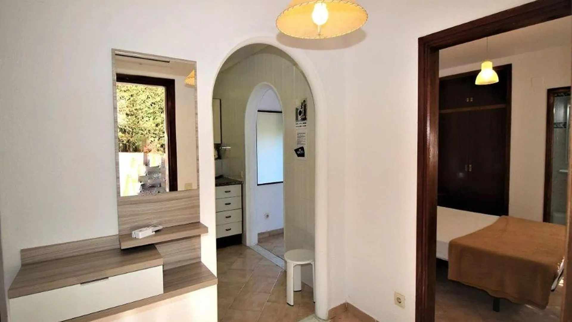 Apartment With Shared Pool In Pals Beach Begur Spanien